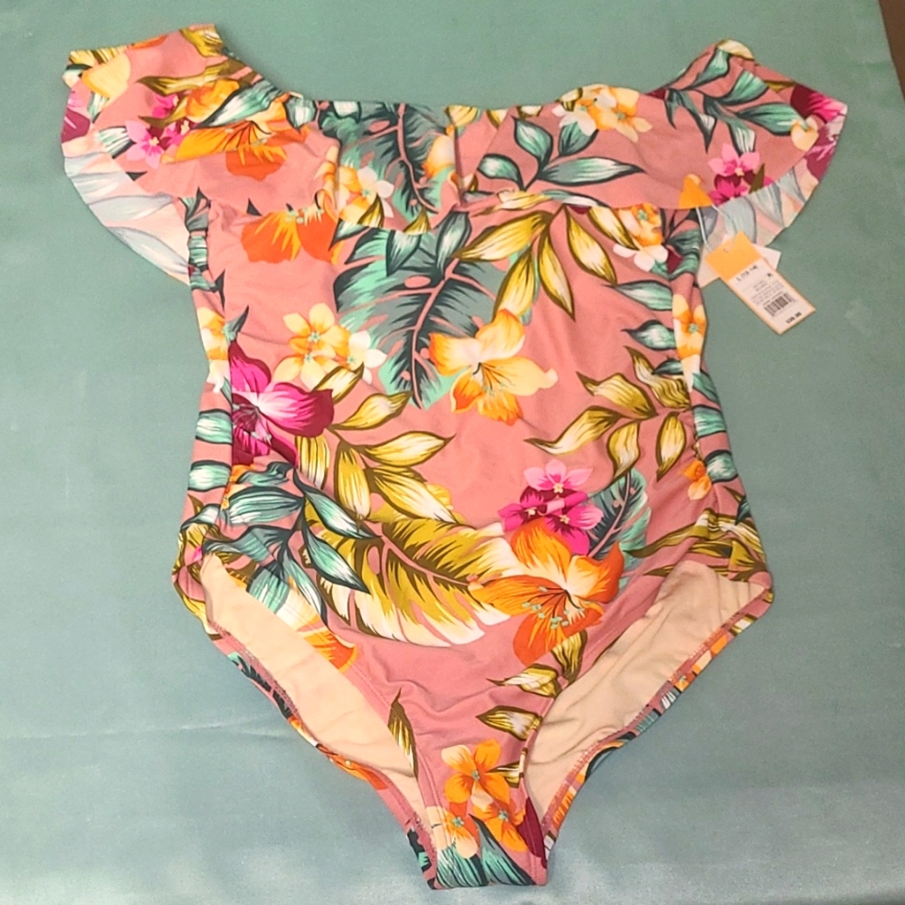 New- Kona sol one piece Women's high coverage swimsuit size large